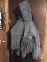 Load image into Gallery viewer, Cowhide leather hoidie