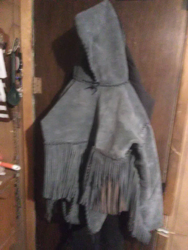 Cowhide leather hoidie