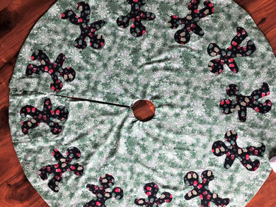 12 Drummers Drumming Tree Skirt