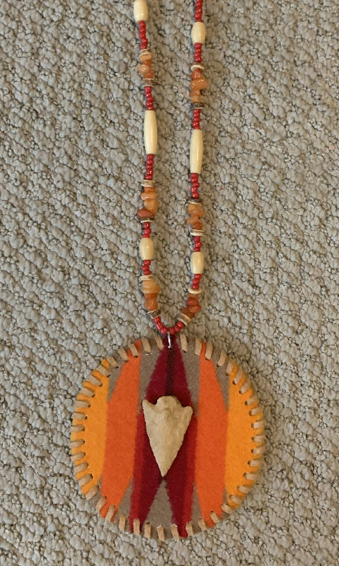 Pendleton Pendant necklace with arrowhead