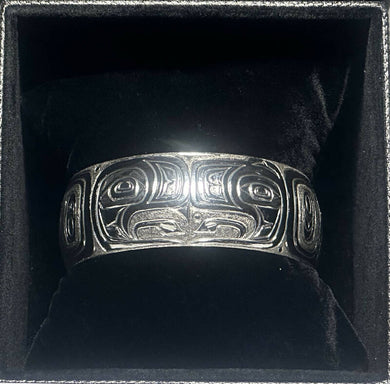 Silver Bracelet: Formline Lovebird Design