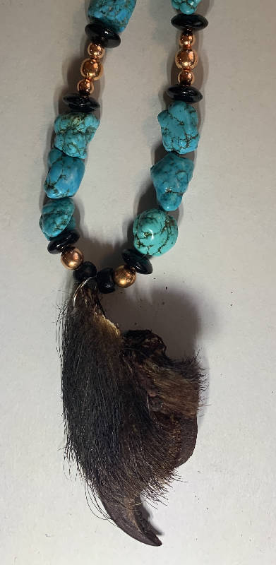 Single Golden Hills Bear Claw Necklace by First American Traders – Ortega's  on the Plaza Santa Fe