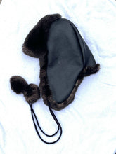 Load image into Gallery viewer, Leather/Sea Otter Hat