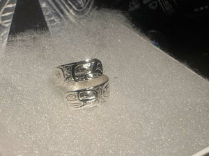 Silver Ring Formline Lovebird Design
