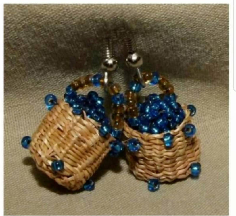 Woven Blue Berry Seagrass Basket Earrings
