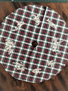 Tree Skirt with Alaska Animal Motif